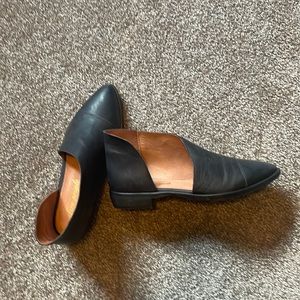 Free People size 36.5 leather flats